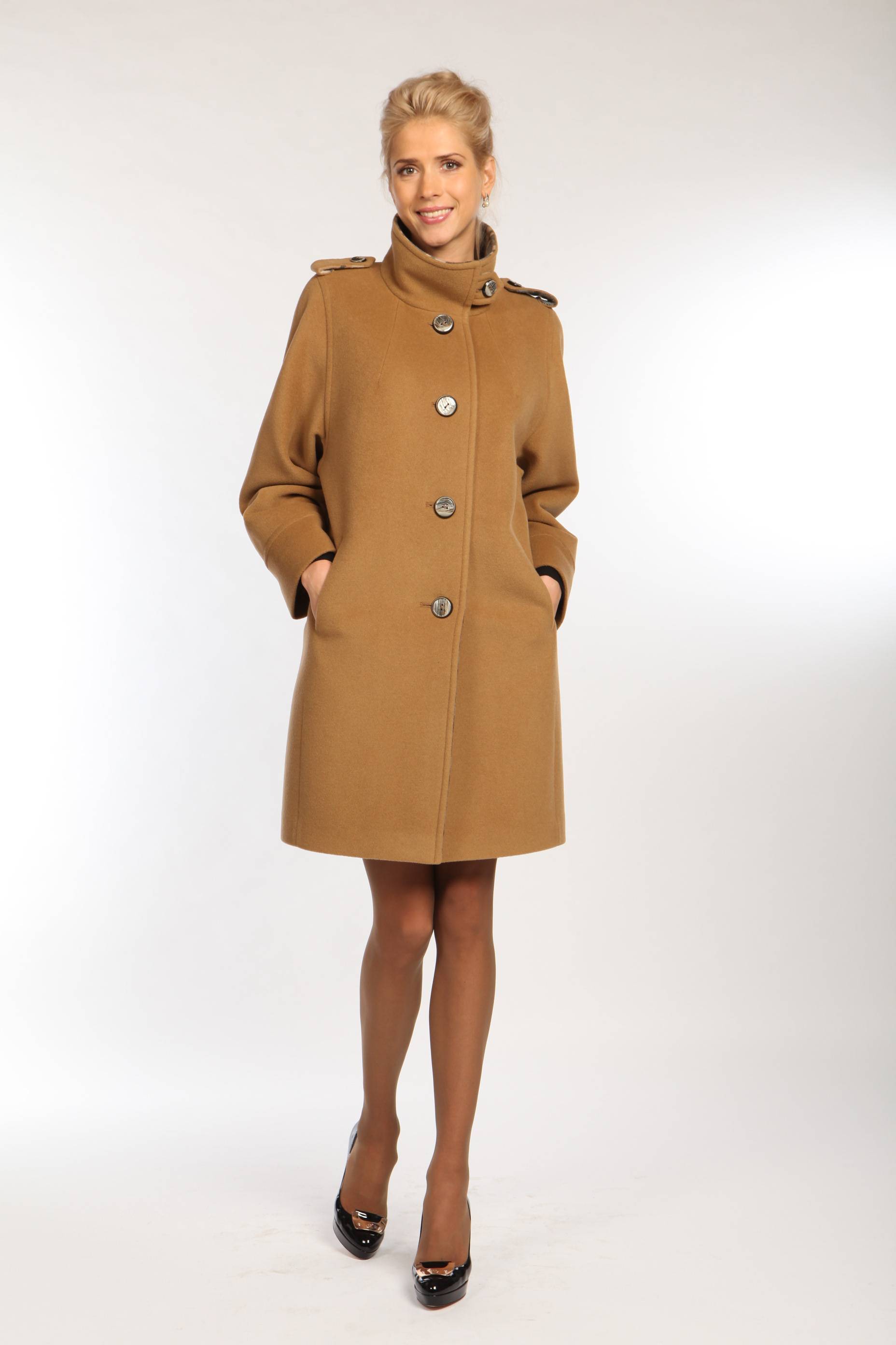 Купить женское пальто в москве демисезонное модное. Женское пальто фабрики Рене модель 21988. Осеннее пальто. Демисезонное пальто. Пальто женское осень.