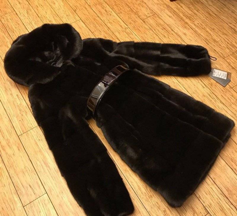 Шубы из норки blackglama («блэкглама»). шуба норковая blackglama: как проверить подлинность?